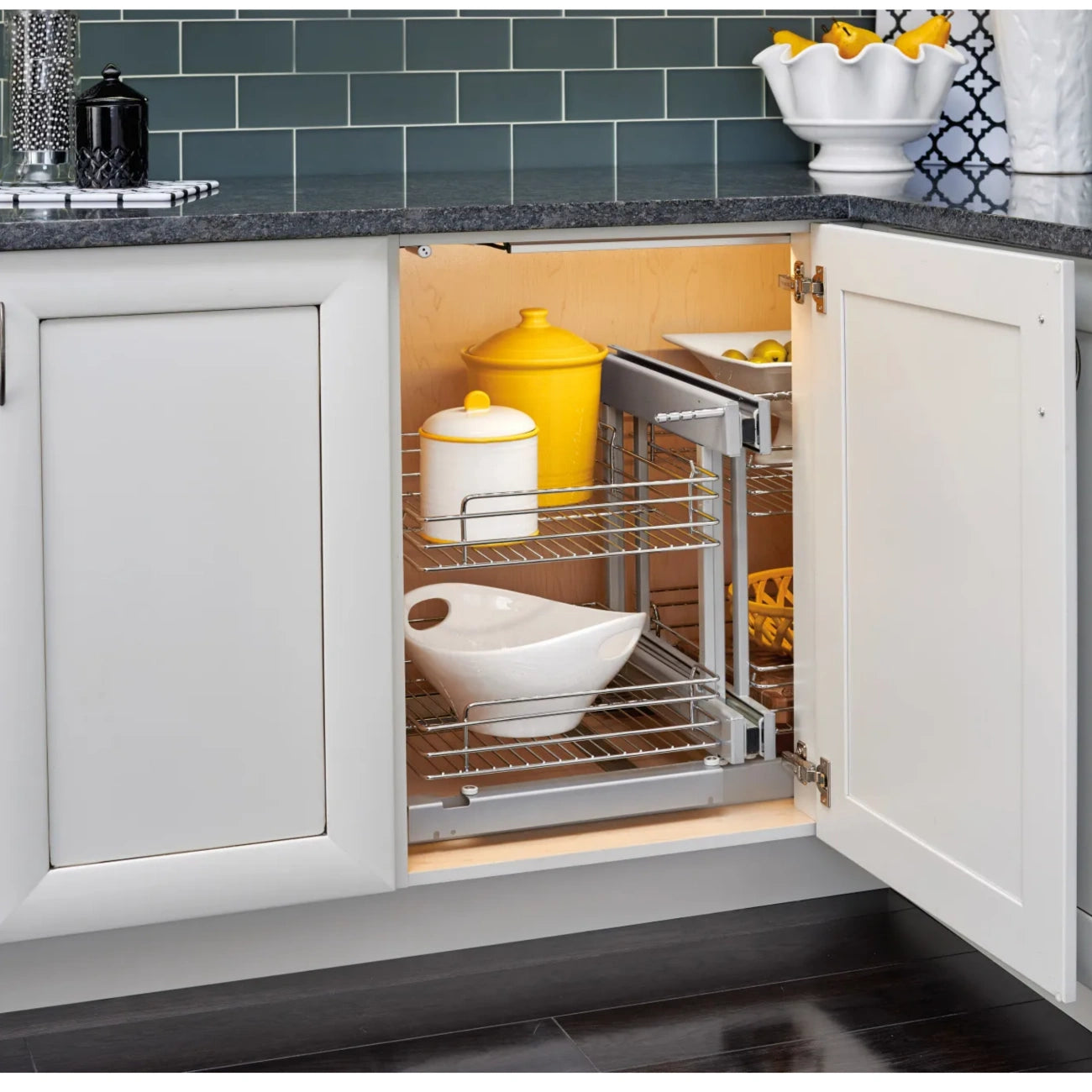 The 'Curve' Contemporary Blind Corner