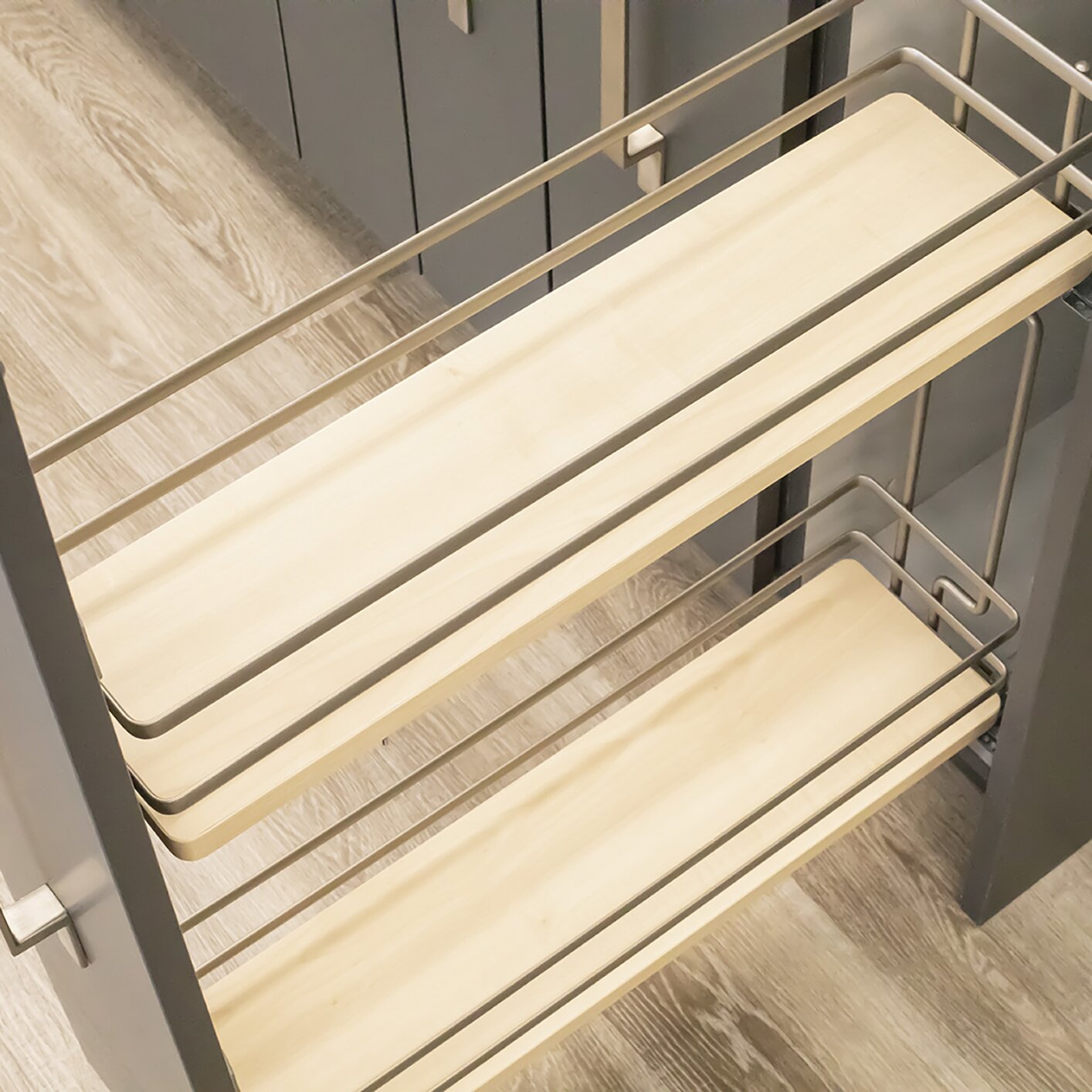 Vibo Galaxy 2 Shelf Side Pullout, 6", Full-Extension, Right Side Mounted, Soft-Close, Maple/Champagne