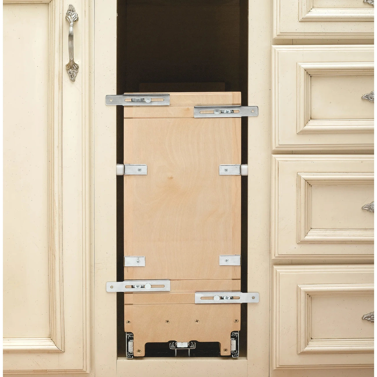 Base Cabinet Pullout w/ Tray Divider/Foil Wrap Holder
